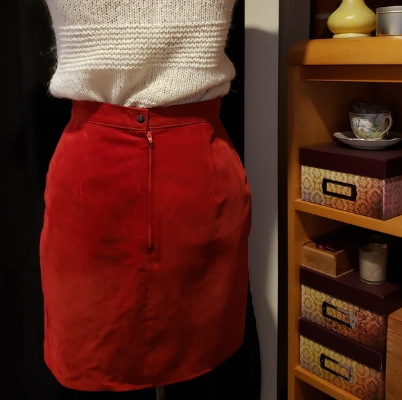 Vintage suede skirt genuine leather - Picture 2 of 5